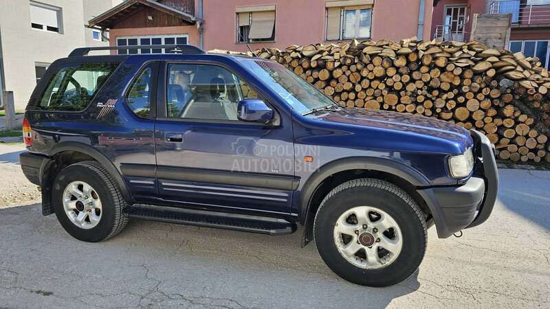 Opel Frontera 2.2 16v RS