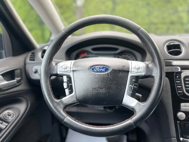 Ford S-Max 