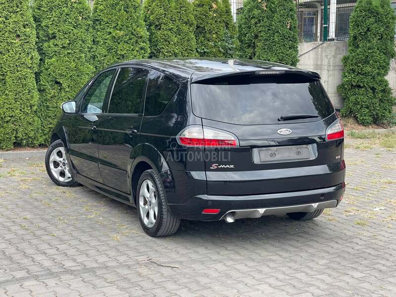 Ford S-Max 