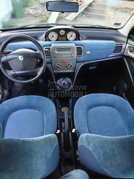 Lancia Ypsilon multijet
