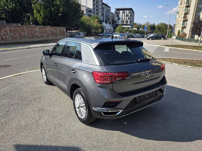 Volkswagen T-Roc VIRTUAL  DSG 2.0tdi