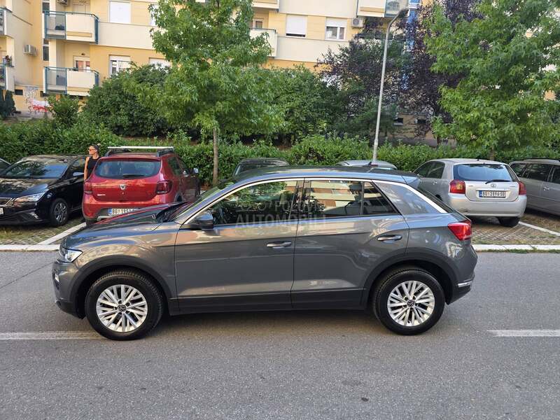 Volkswagen T-Roc VIRTUAL  DSG 2.0tdi