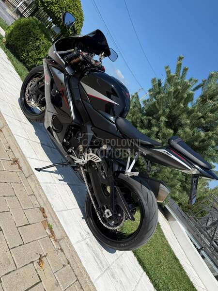 Suzuki gsxr 1000 K6 CH