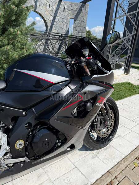 Suzuki gsxr 1000 K6 CH