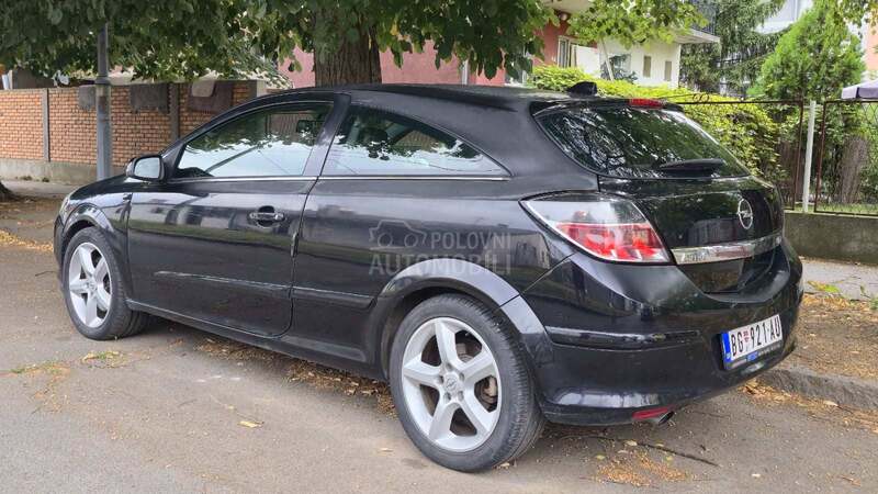 Opel Astra H GTC