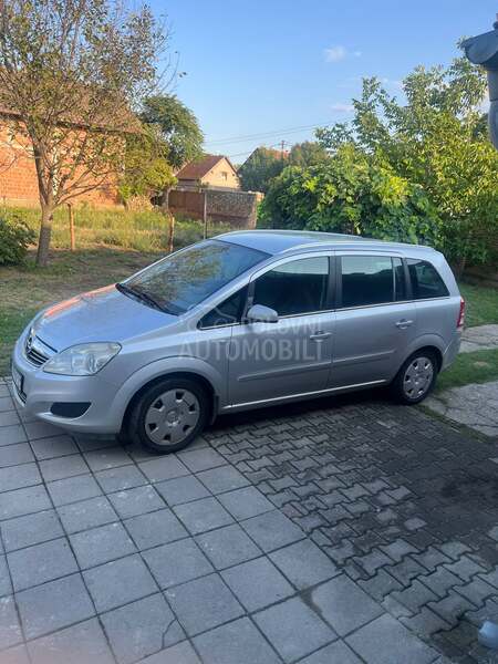 Opel Zafira 