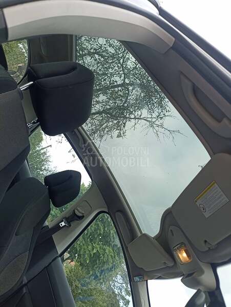 Peugeot 308 -  kompletan auto u delovima