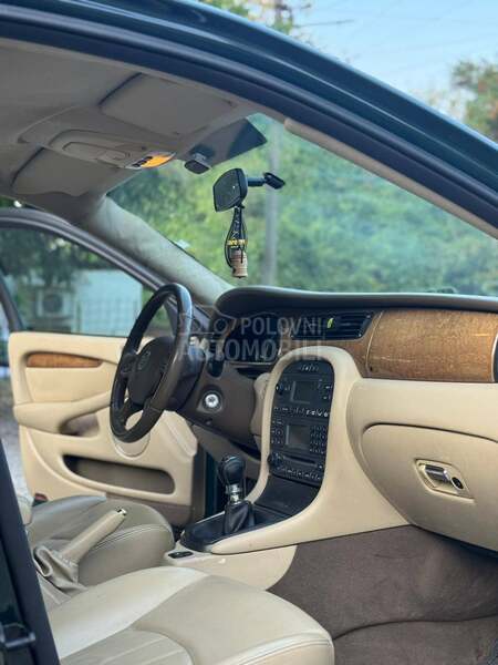 Jaguar X-Type x type