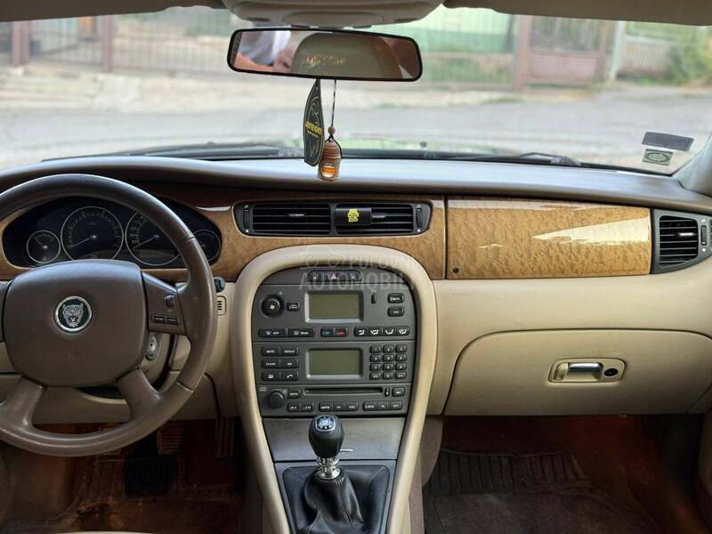 Jaguar X-Type x type