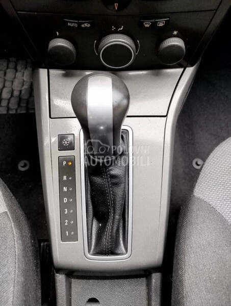 Opel Astra H 1.8