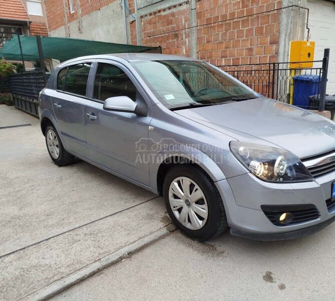Opel Astra H 1.8