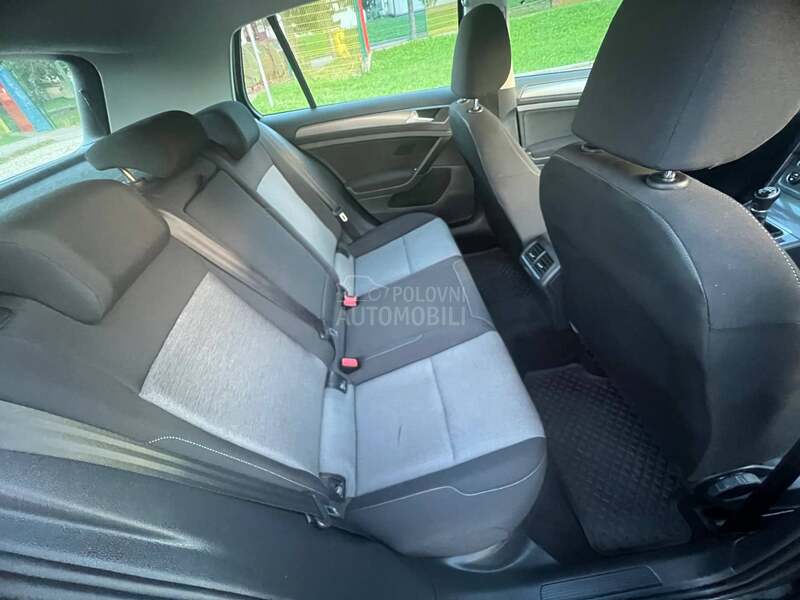 Volkswagen Golf 7 1.2 TSI Bluemotion