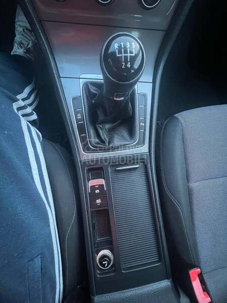 Volkswagen Golf 7 1.2 TSI Bluemotion