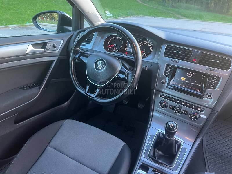 Volkswagen Golf 7 1.2 TSI Bluemotion