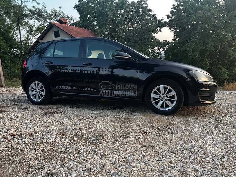 Volkswagen Golf 7 1.2 TSI Bluemotion