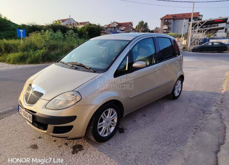 Lancia Musa 1.4 platinum