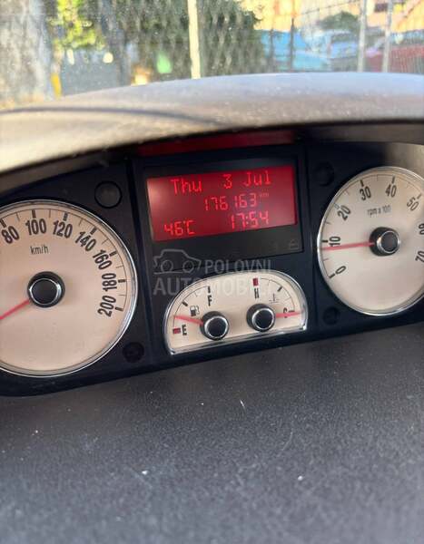 Lancia Musa 1.4 platinum