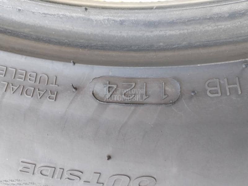 Hankook 215/55 R17 Letnja