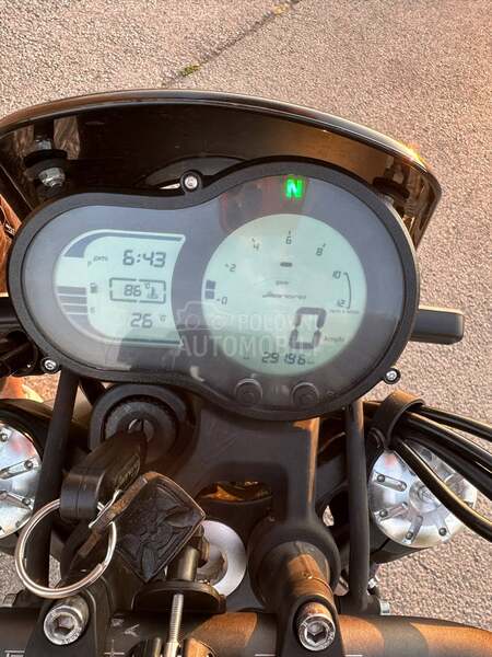 Benelli Leoncino 500 2021 ABS