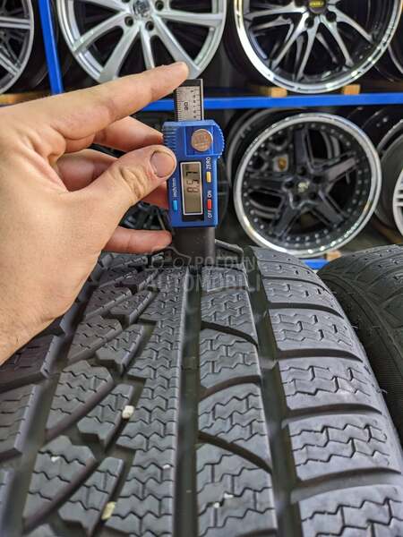 Petlas 205/45 R17 Zimska