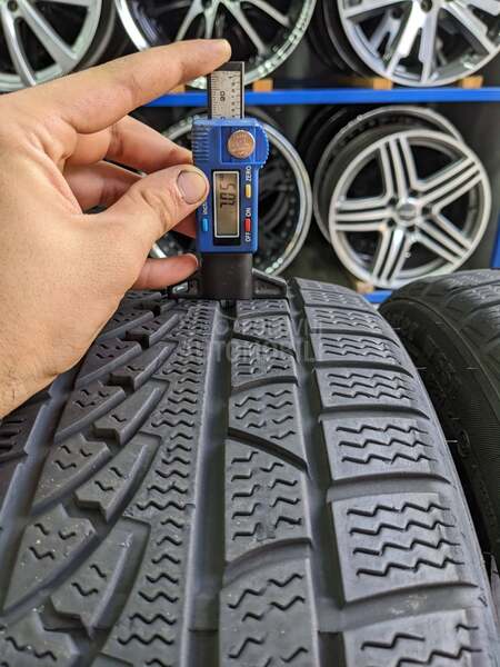 Petlas 205/45 R17 Zimska
