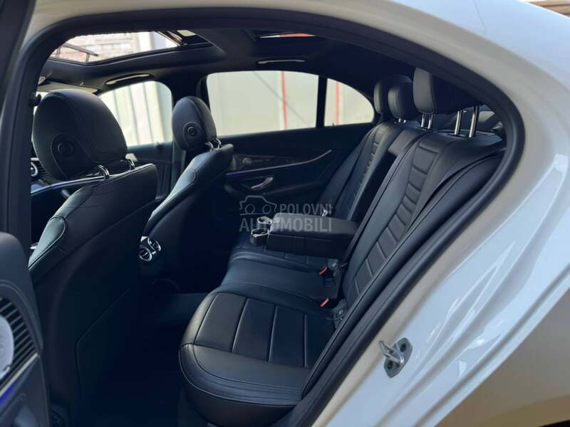 Mercedes Benz E 220 D/AMG/4M/PANO/20