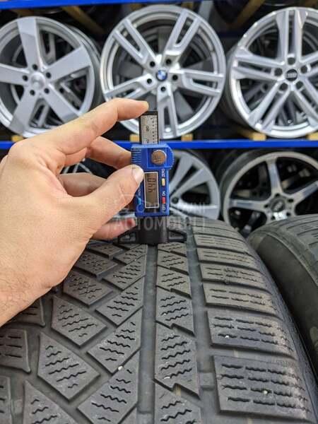 Continental 235/50 R19 Zimska