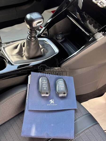 Peugeot 2008 1.5 HDI Allure
