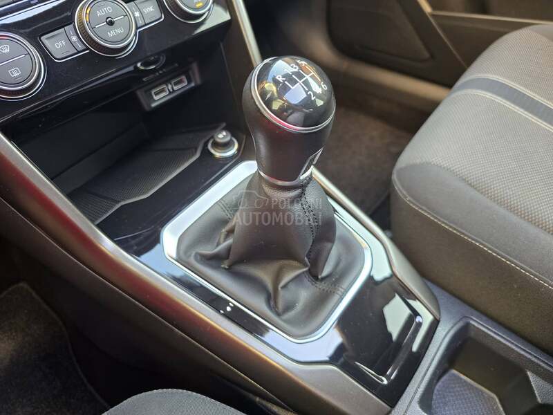 Volkswagen T-Roc STYLE PANO VIRTUAL