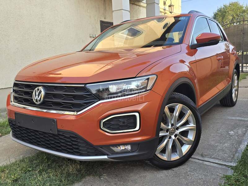 Volkswagen T-Roc STYLE PANO VIRTUAL