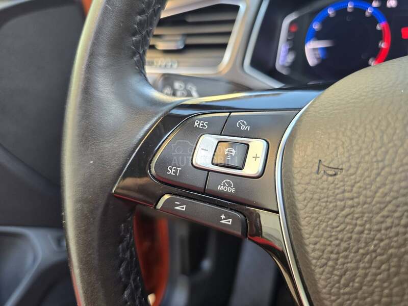 Volkswagen T-Roc STYLE PANO VIRTUAL