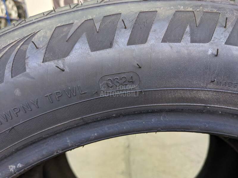 Ostalo 225/55 R17 Letnja