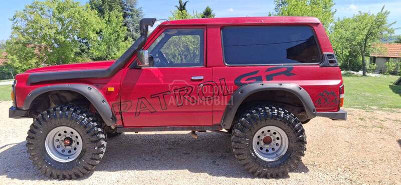 Nissan Patrol obe blokade