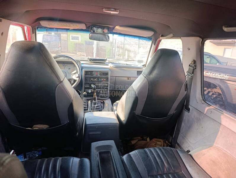 Nissan Patrol obe blokade