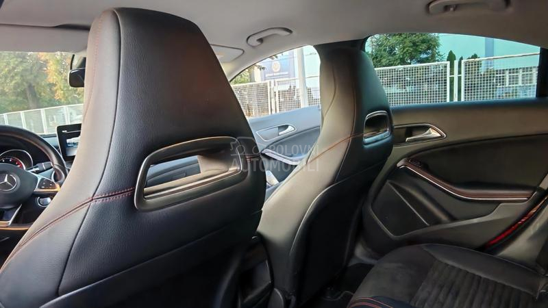 Mercedes Benz CLA 180 AMG automa