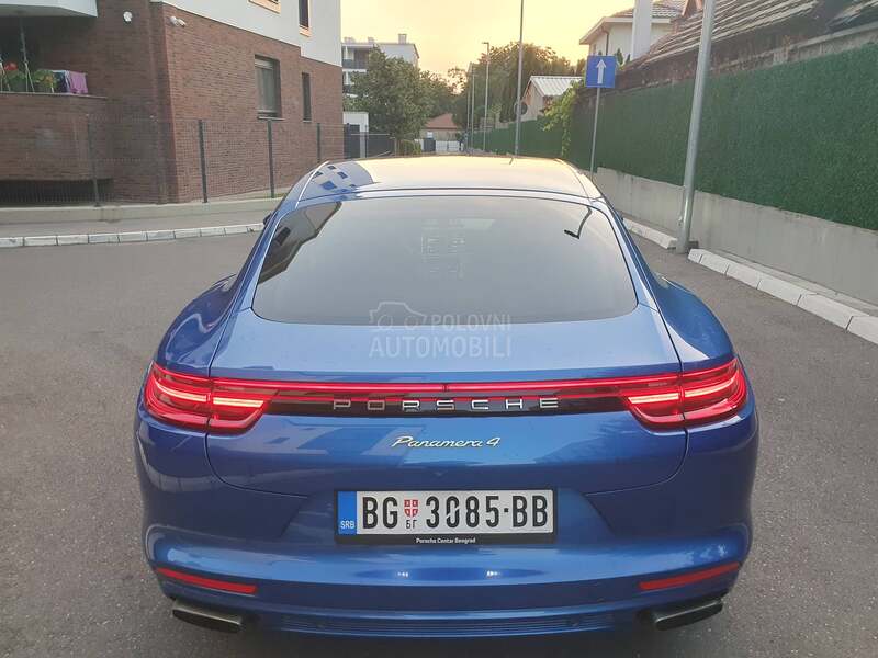 Porsche Panamera 4s/CHRONO/AIR