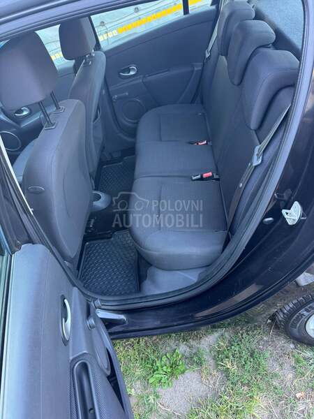 Renault Clio 1,2b