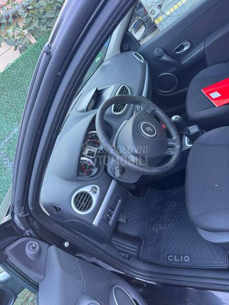 Renault Clio 1,2b