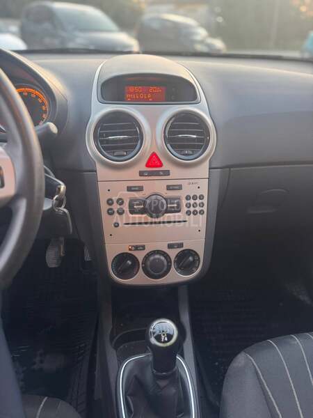 Opel Corsa D 1.2  T O P