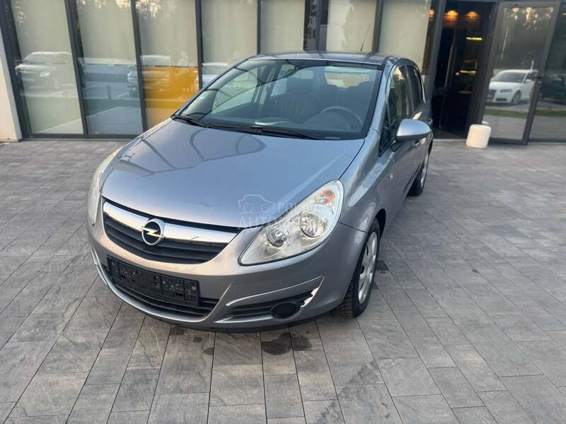 Opel Corsa D 1.2  T O P