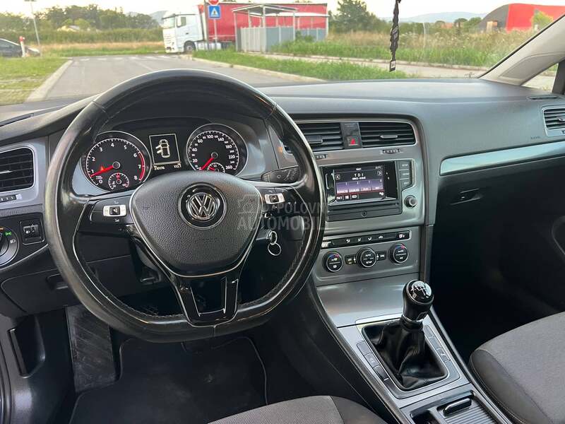 Volkswagen Golf 7 1.2 TSI UV0Z CH