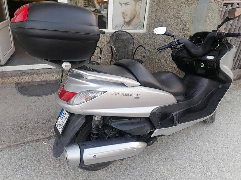 Yamaha majesty