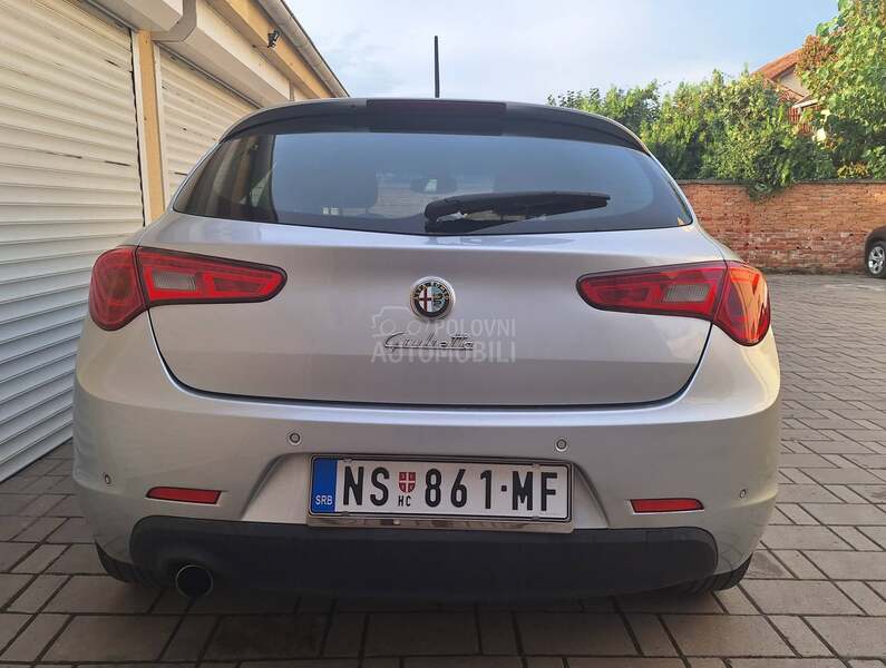Alfa Romeo Giulietta 