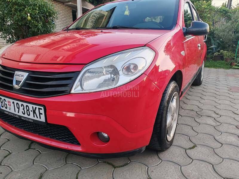 Dacia Sandero 