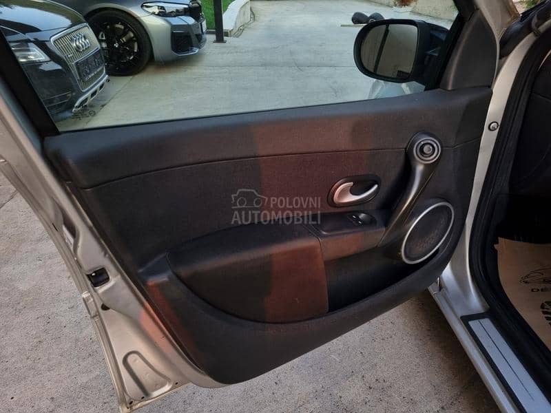 Renault Clio 1.2 tce / NAV /