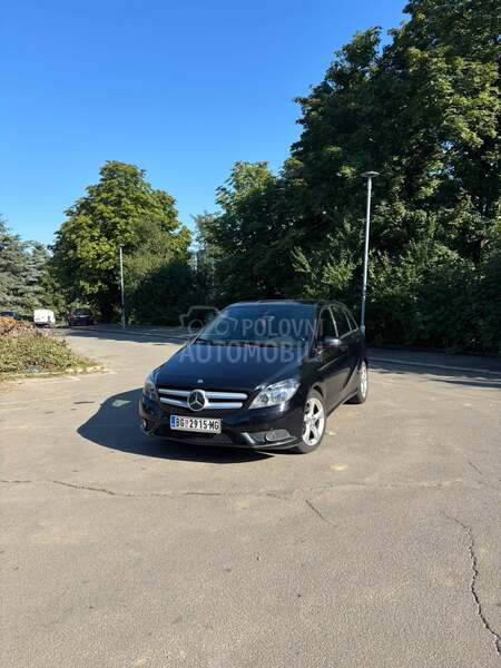 Mercedes Benz B 180 Resistrovan do 8/26