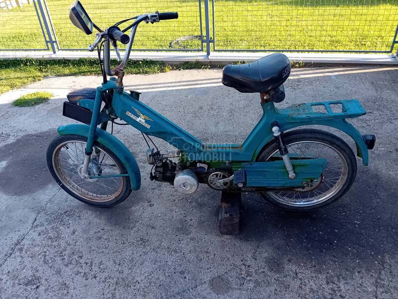 Moto Guzzi 100