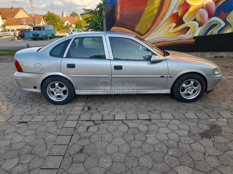 Opel Vectra B 1.6 16v