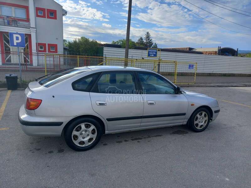 Hyundai Elantra V L A S N I K