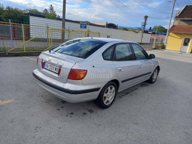 Hyundai Elantra V L A S N I K